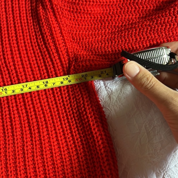 Red H&M Knit Sweater, size S - Picture 6 of 9